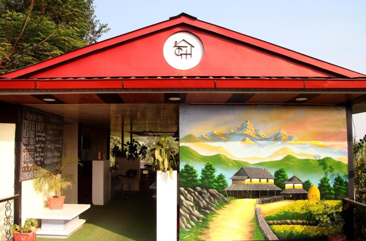 The Glasshouse Hotel Kawasoti Exterior foto
